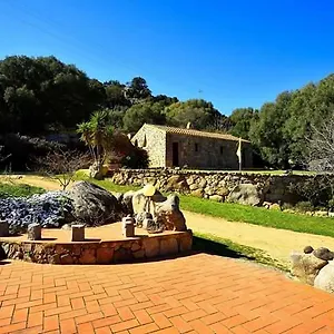  Alloggio per agriturismo Lu Rotu Italia